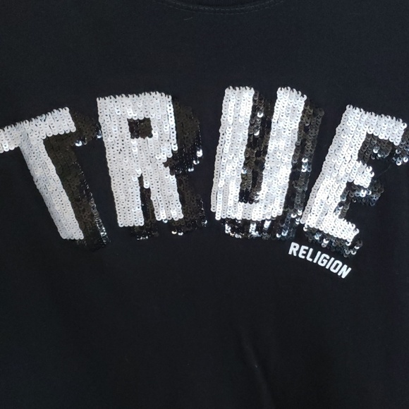 Sold.  True Religion crop tee - Picture 2 of 8